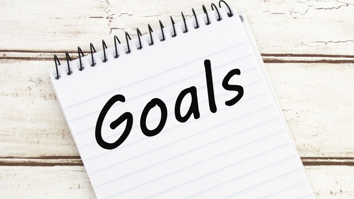 Notepad goals How to set goals during a pandemic | Podcast - Puja McClymont